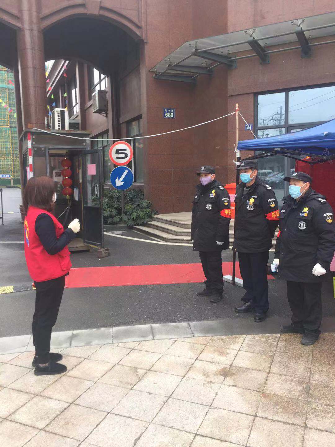 徐贤1.jpg